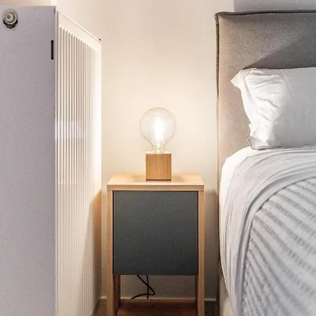Per56 By Smart Cozy Suites - Right Next To The Metro - Parking - Available 24Hr-3