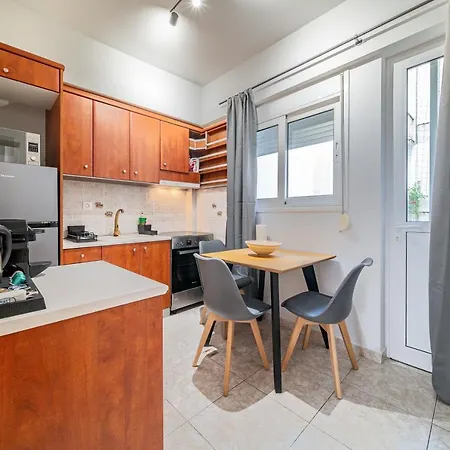 Per56 By Smart Cozy Suites - Right Next To The Metro - Parking - Available 24Hr-2